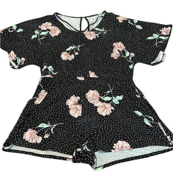 Xhilaration szL short romper cute flowers neck details pockets keyhole back EUC - Picture 1 of 14